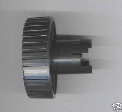 SWINTEC 2600, 2640 TYPEWRITER PLATEN ROLLER KNOB  