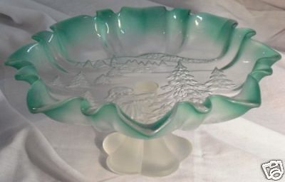   DECOR Mikasa Green & Frosted Winter Scene Pedastal Dish NICE  