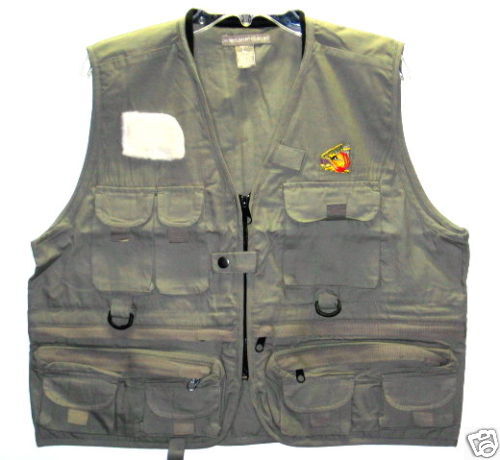 Danielson 20 Pocket Classic Fly Fishing Vest NEW Lrg  