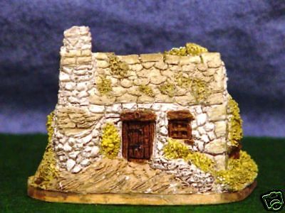 Lilliput Lane Cottage Hermitage 1986 Version #2  