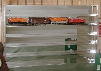 Train Display Case N Model Train   Holds 24   New  